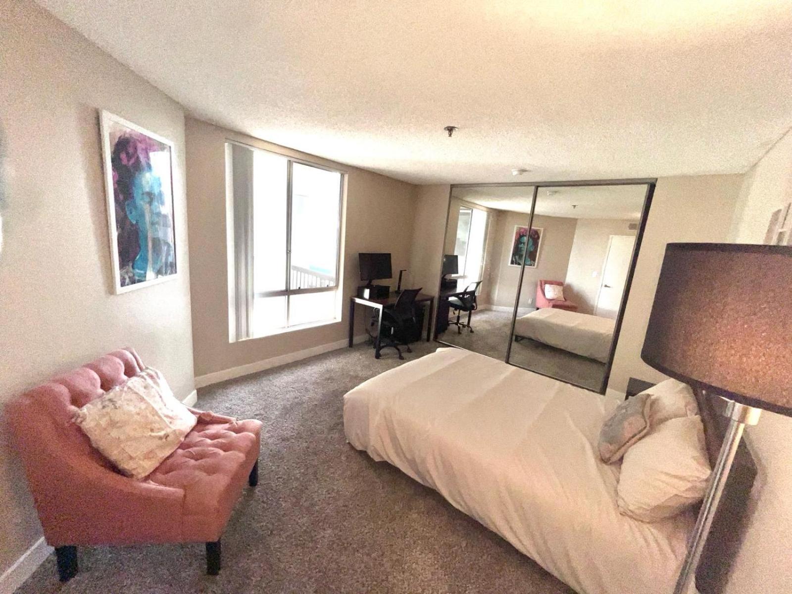 Hollywood Two Bedroom & Free Two Parking Spots Apartamento Los Ángeles